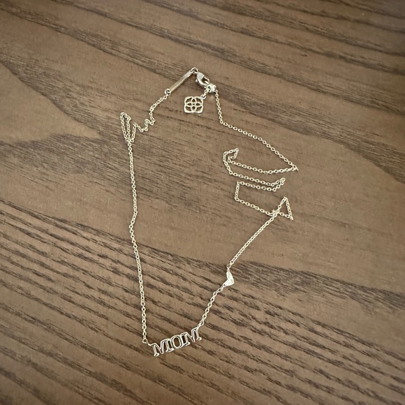 Kendra Scott Gold 'MOM' Necklace - Picture 1 of 4